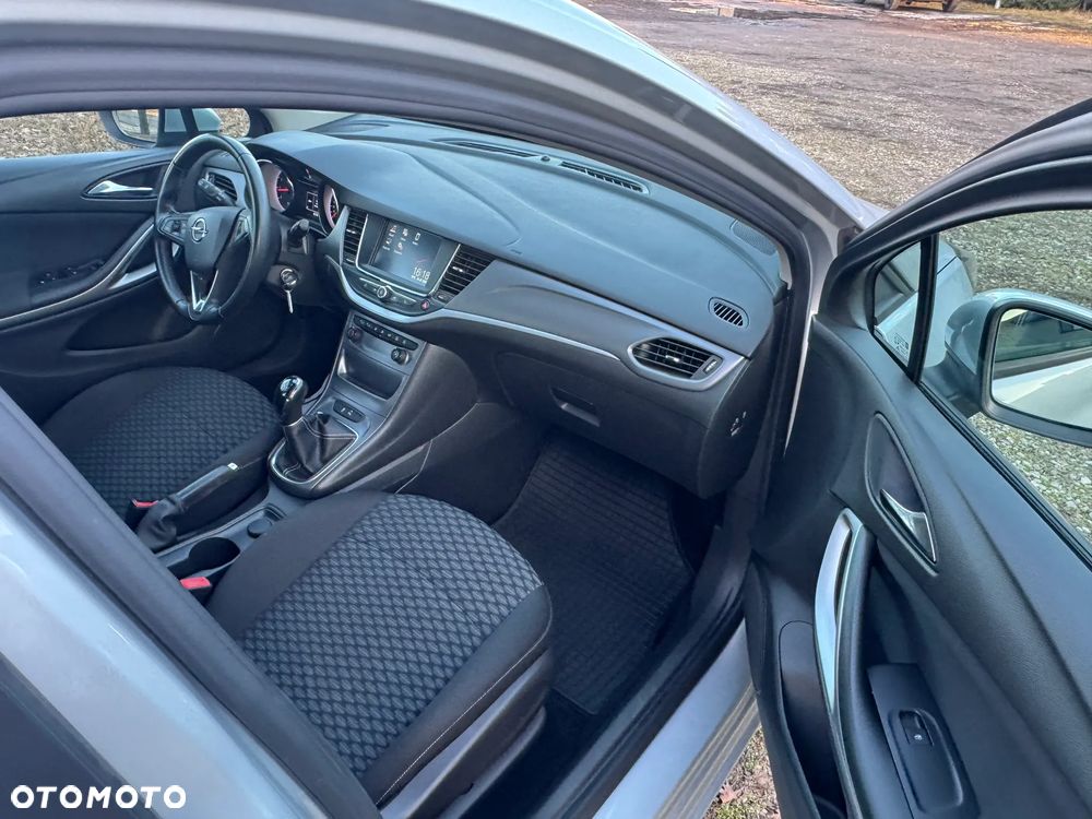 Opel Astra 1.4 T Enjoy - 20