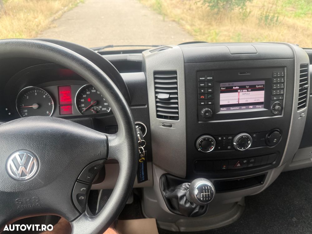 Volkswagen Crafter - 8