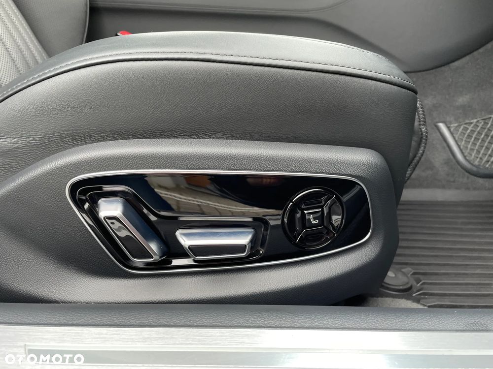 Audi A8 55 TFSI quattro tiptronic - 17