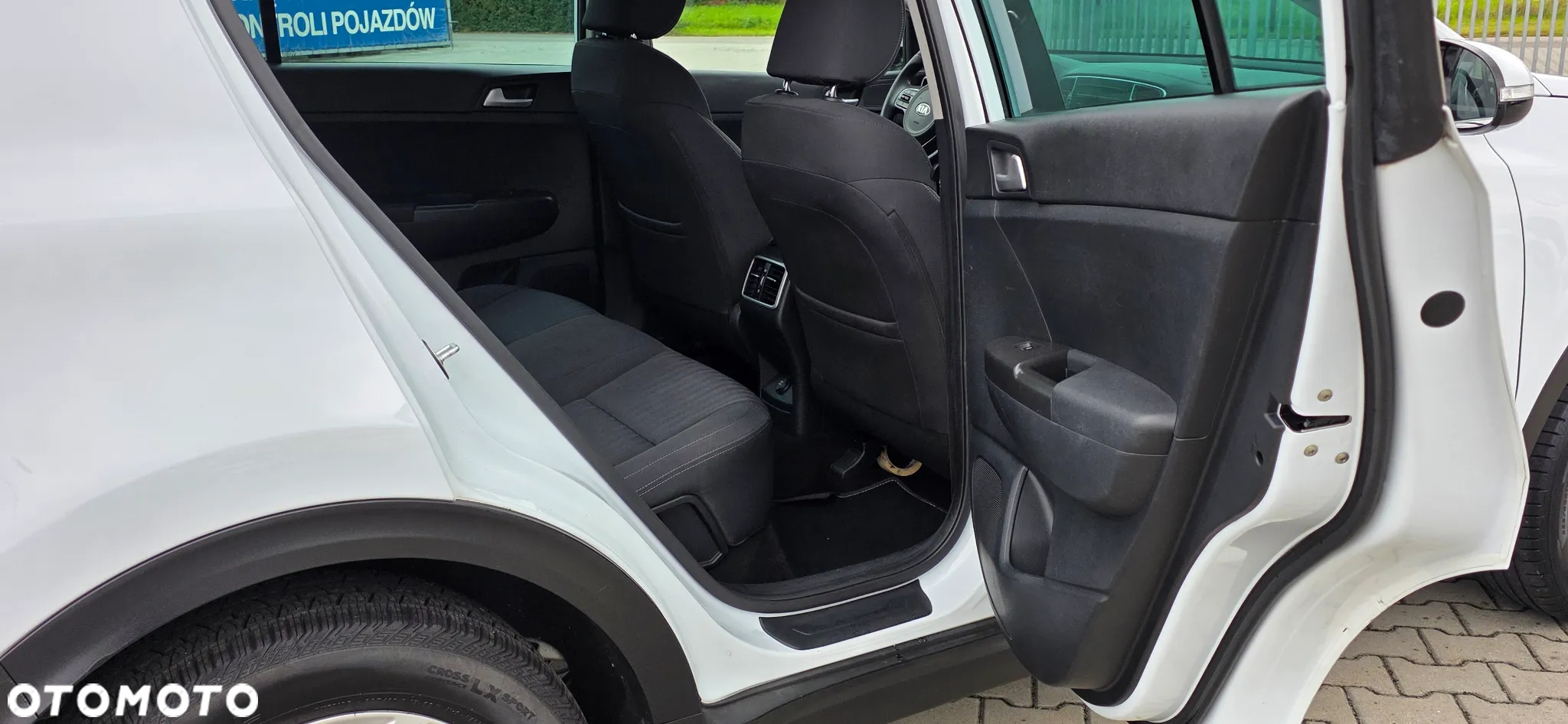 Kia Sportage - 16