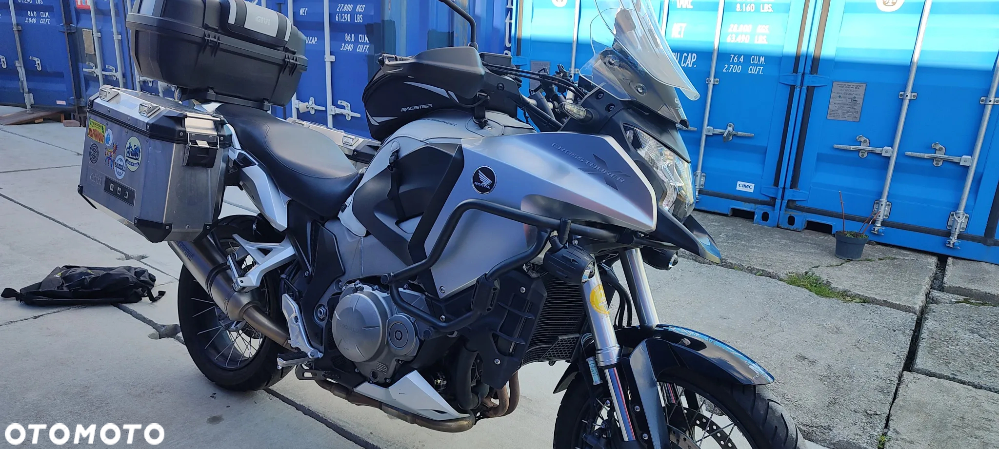 Honda VFR - 15