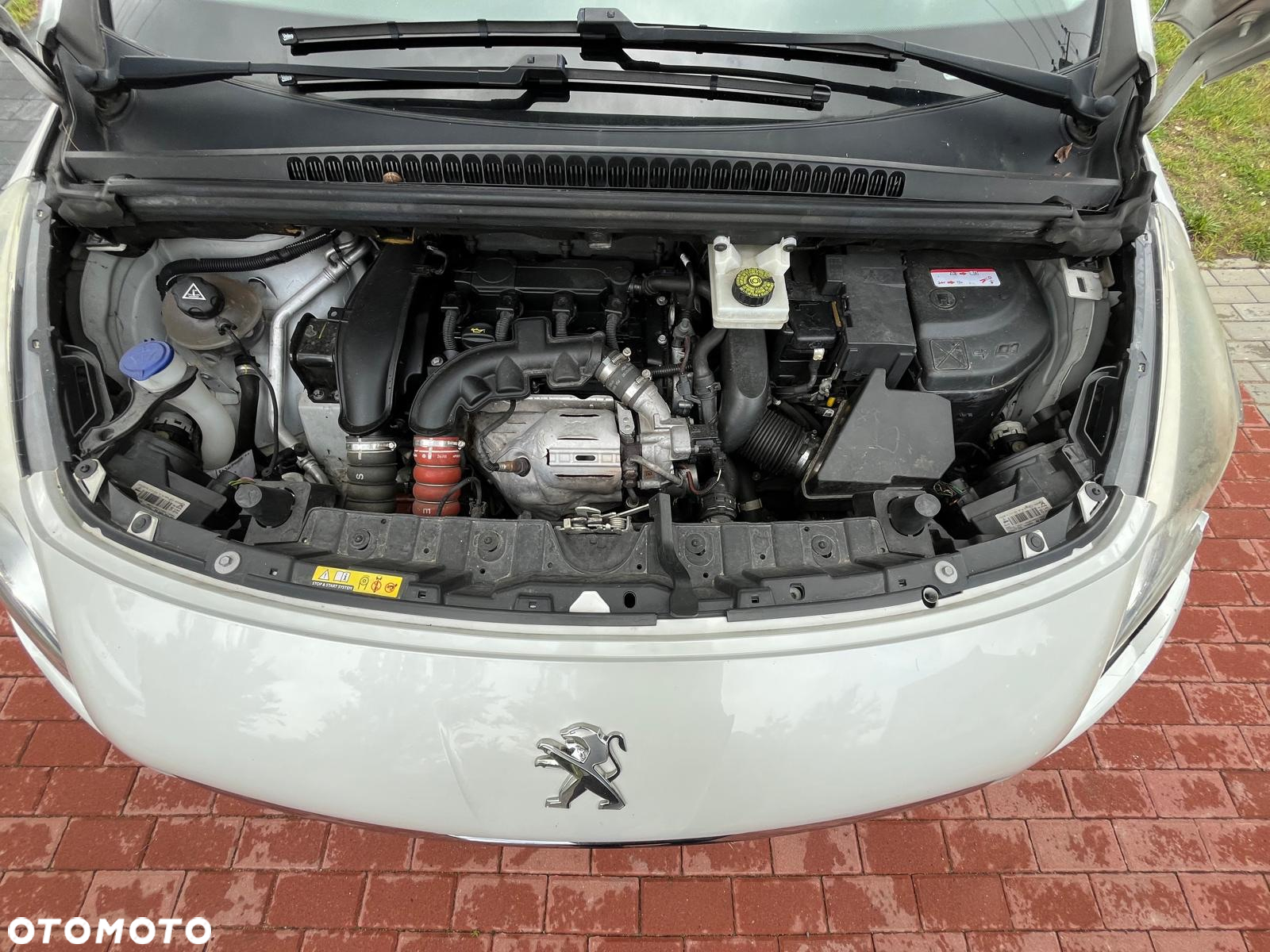 Peugeot 3008 1.6 THP Allure S&S EAT6 - 19