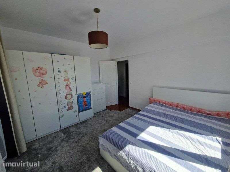 T3 apartamento luminoso e espaçoso - Grande imagem: 2/12