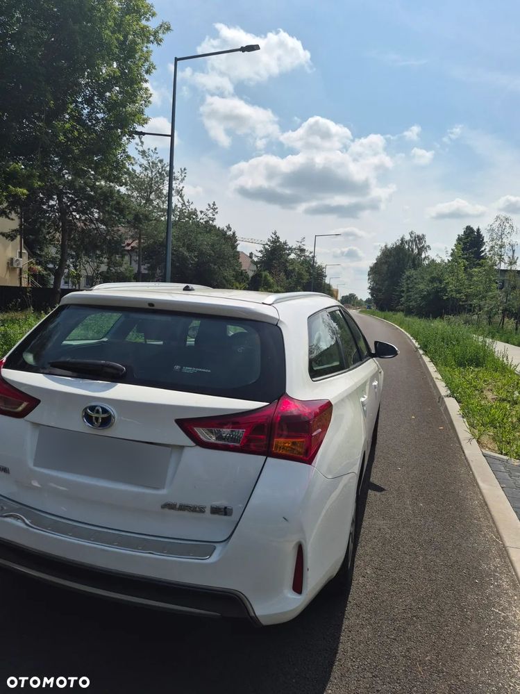 Toyota Auris - 5