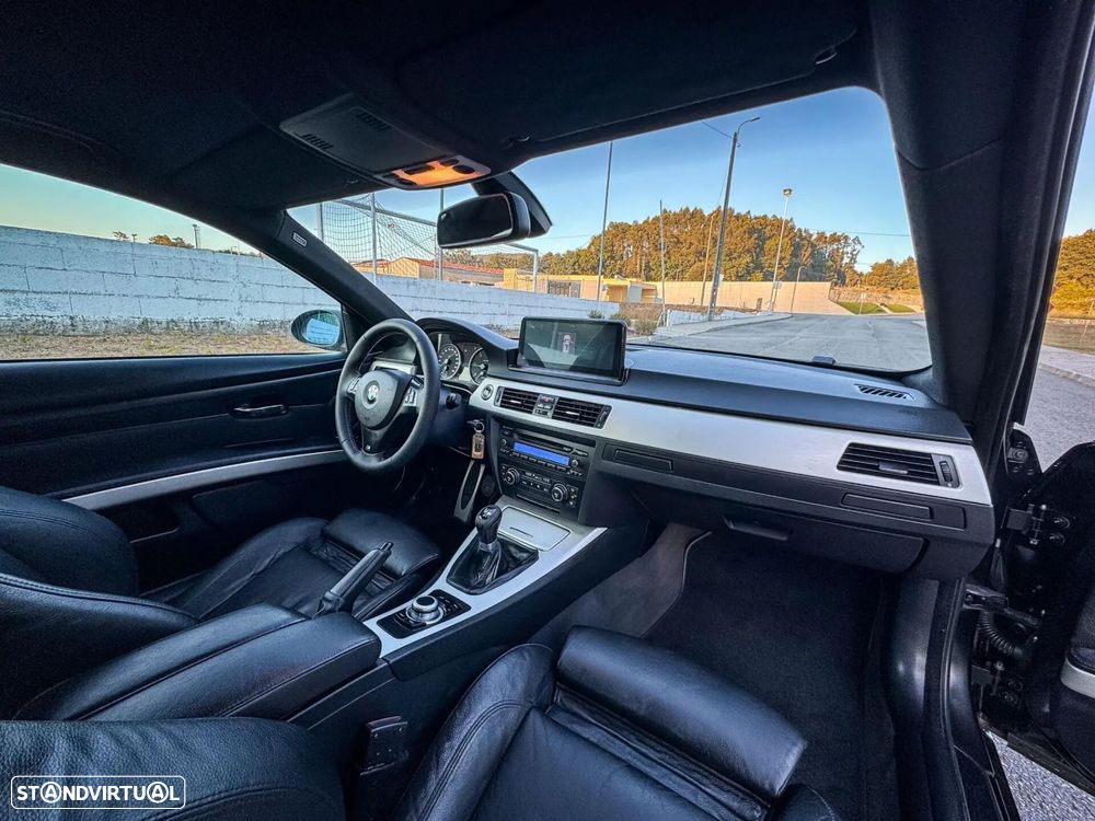 BMW 320 d Coupe - 17