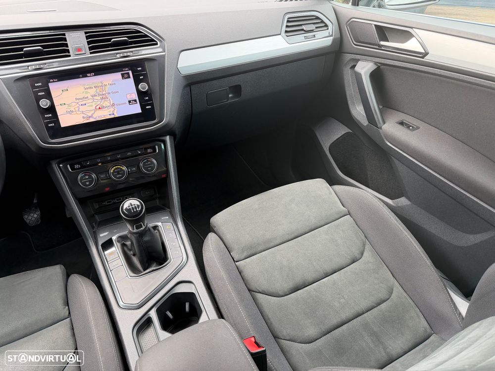VW Tiguan 2.0 TDI SCR R-Line - 9
