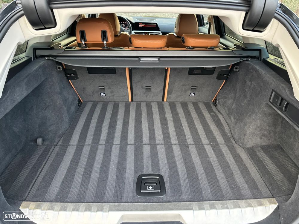 BMW 330 e Touring Line Sport Auto - 10