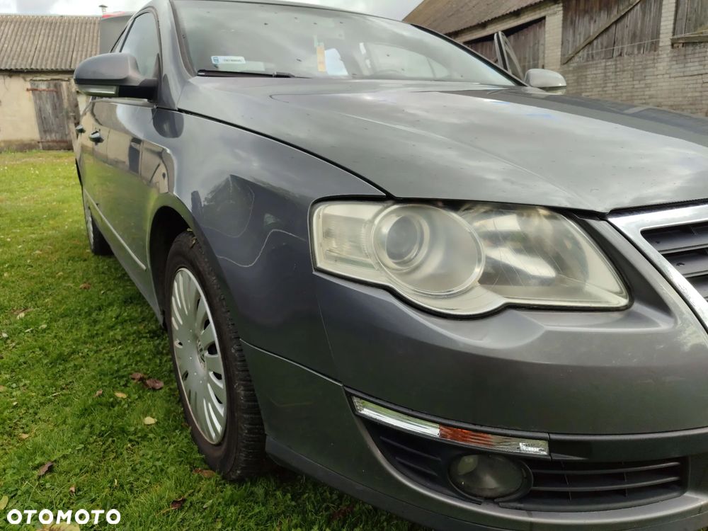 Volkswagen Passat 1.9 TDI Comfortline - 15