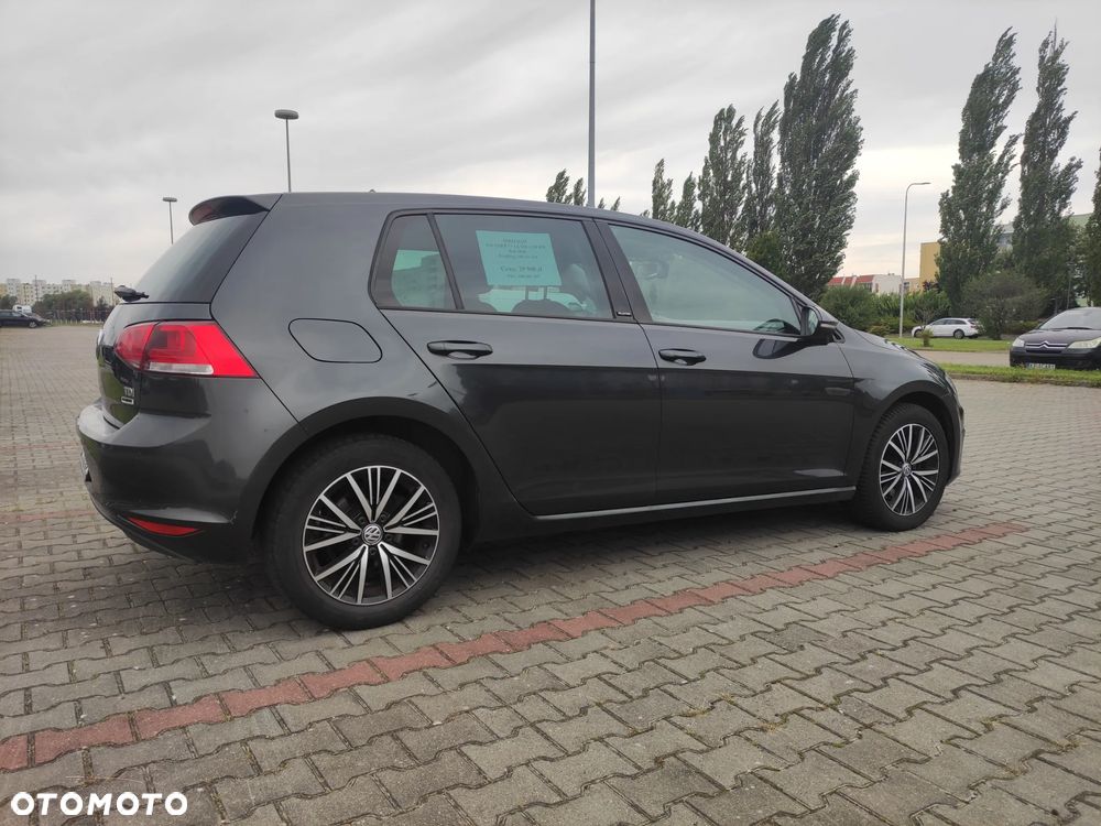 Volkswagen Golf 1.6 TDI BlueMotion Technology Allstar - 3