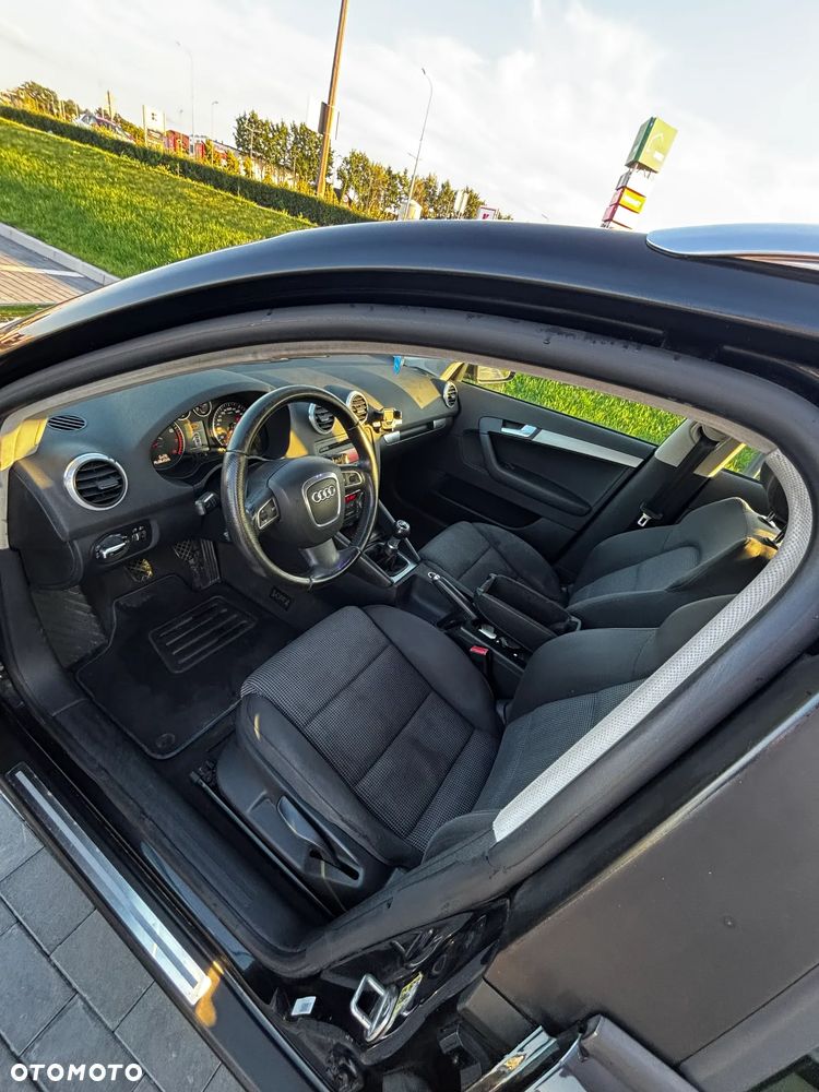 Audi A3 Sportback - 2