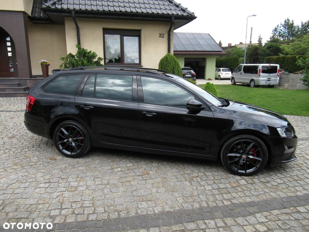 Skoda Octavia 2.0 TDI DSG RS - 14