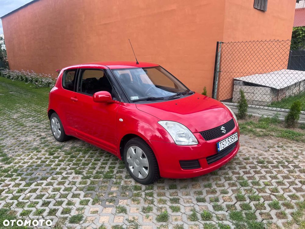 Suzuki Swift 1.3 Club - 3