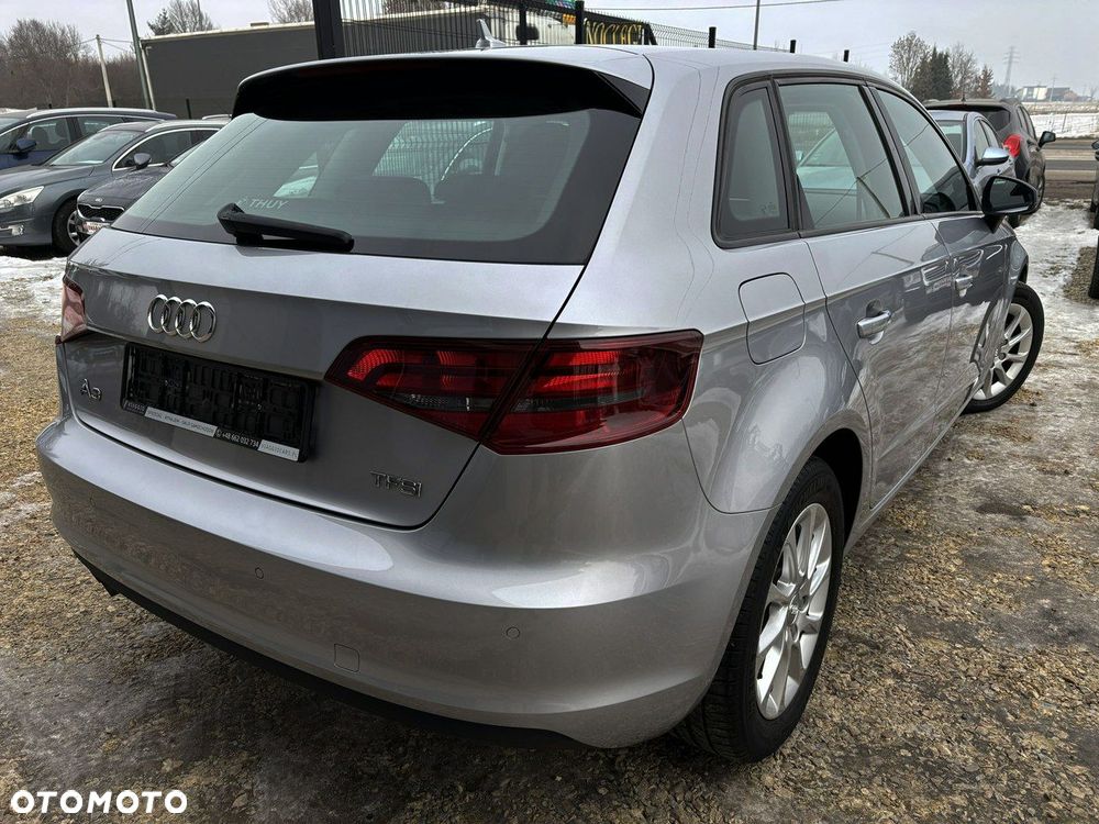 Audi A3 Sportback 1.4 TFSI Attraction - 3