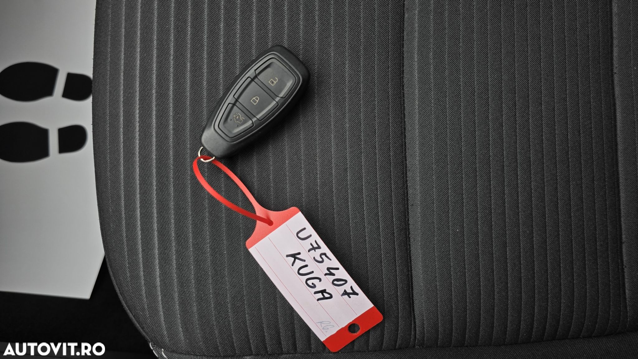 Ford Kuga - 21