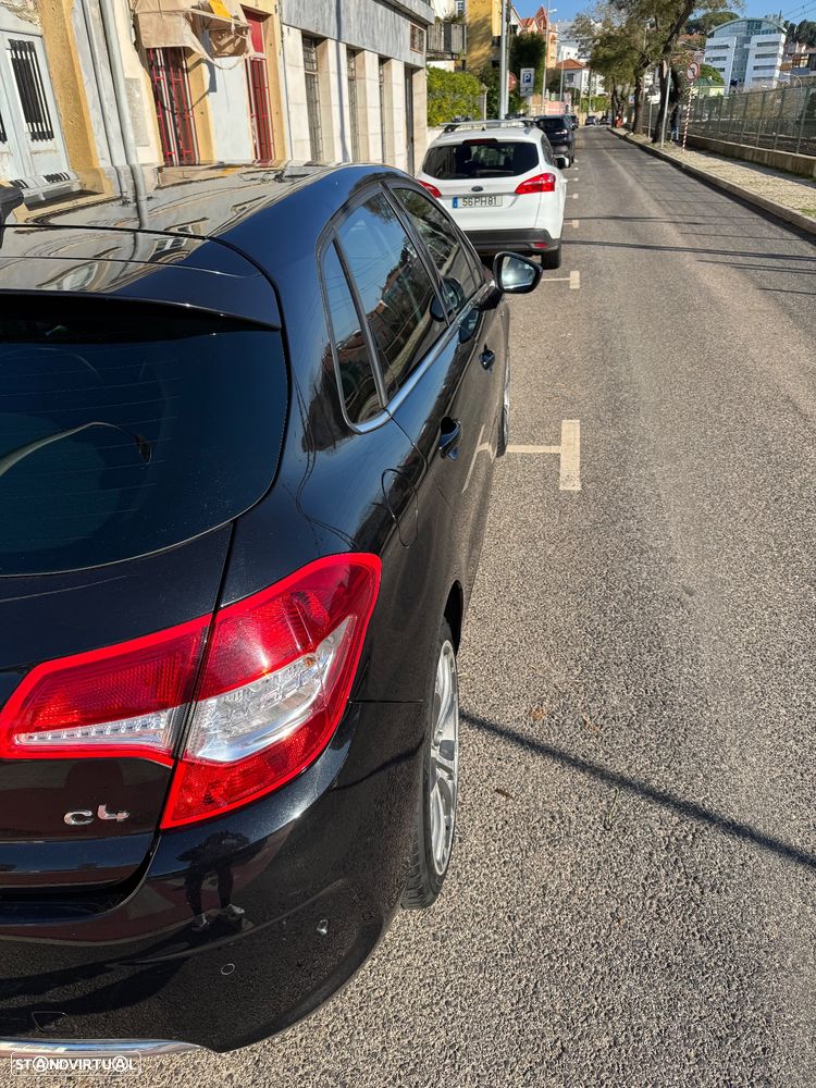 Citroën C4 2.0 HDi Exclusive J17 - 24