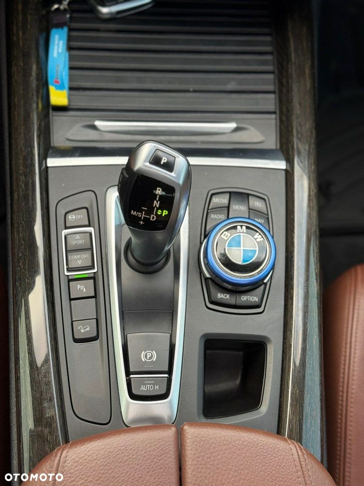 BMW X5 xDrive35i Sport-Aut - 36