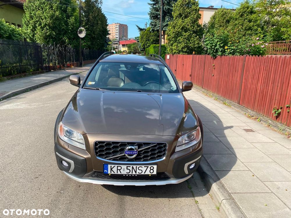 Volvo XC 70 D4 AWD Momentum - 1