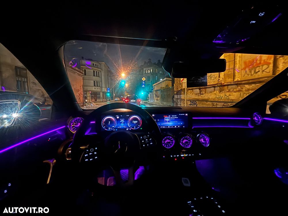 Mercedes-Benz CLA 180 - 2