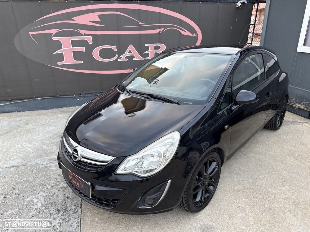 Opel Corsa 1.2 Black Edition