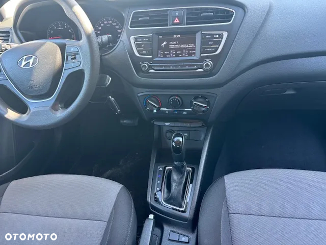 Hyundai i20 1.0 T-GDi Classic Plus DCT - 23