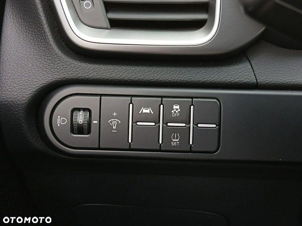 Kia Ceed 1.5 T-GDI M - 25