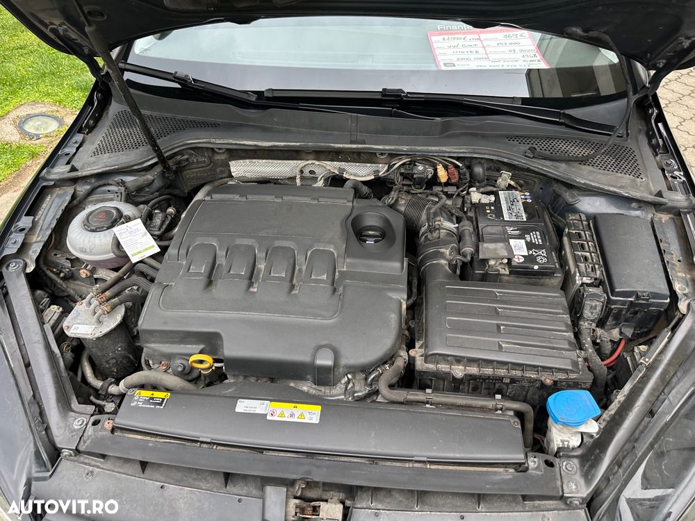 Volkswagen Golf - 39