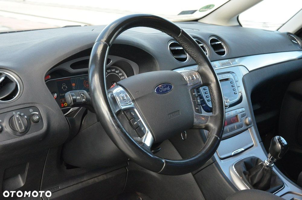 Ford S-Max 2.2 TDCi DPF Titanium - 25