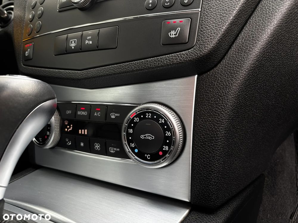 Mercedes-Benz Klasa C - 39