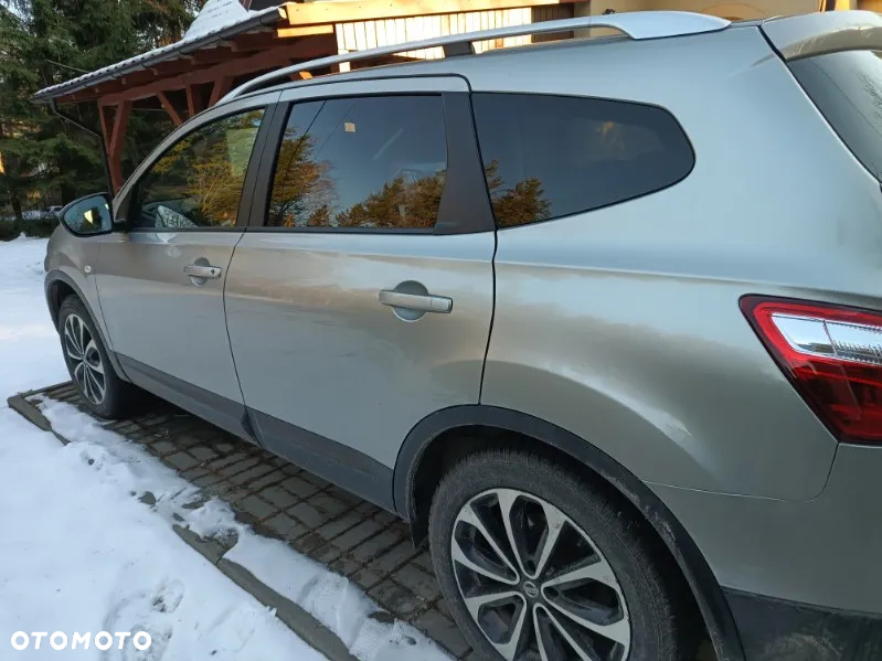 Nissan Qashqai+2 - 2