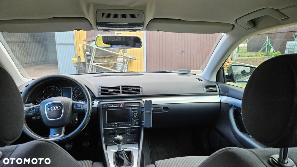 Audi A4 Limousine 2.0 TDI - 6