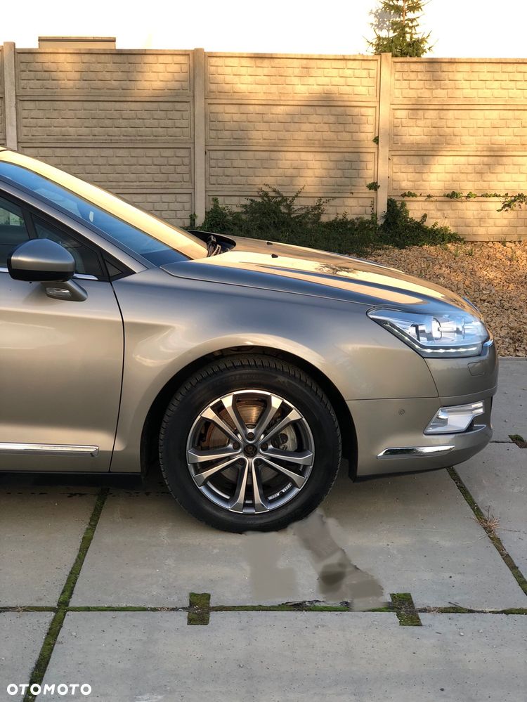 Citroën C5 Tourer HDi 165 FAP Selection - 2