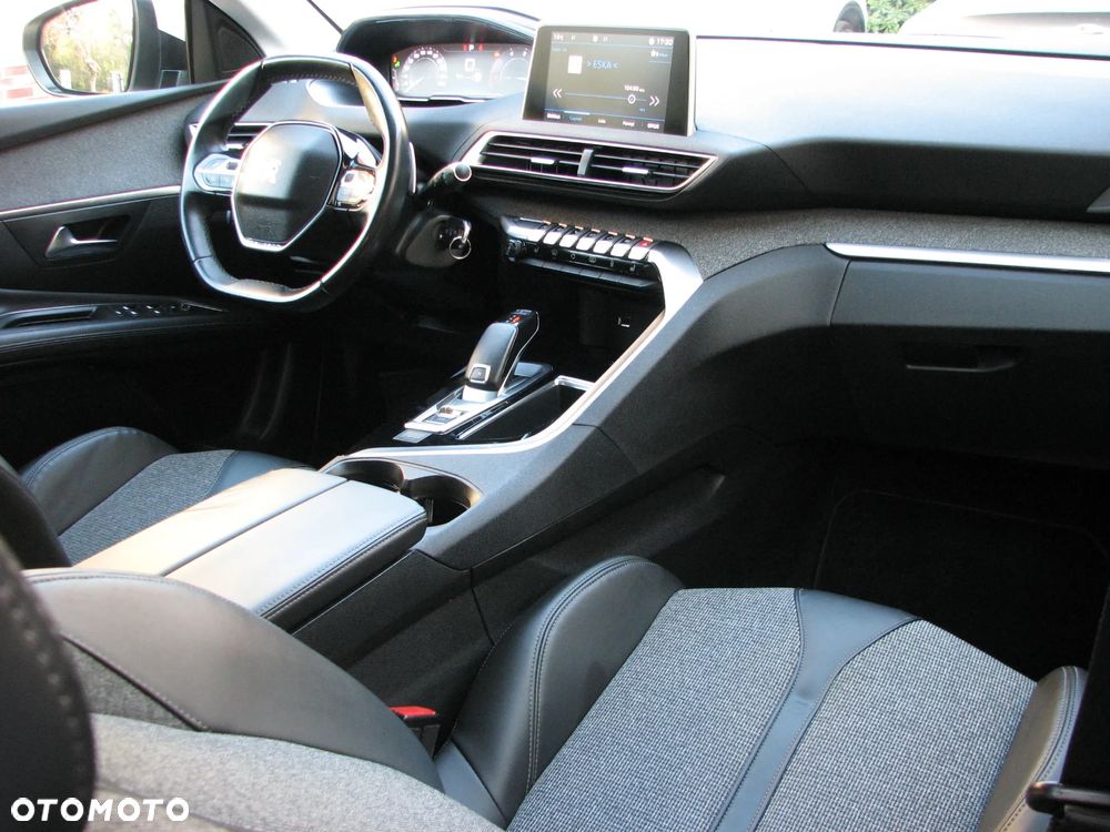 Peugeot 3008 BlueHDi 130 Stop & Start EAT8 Allure - 19