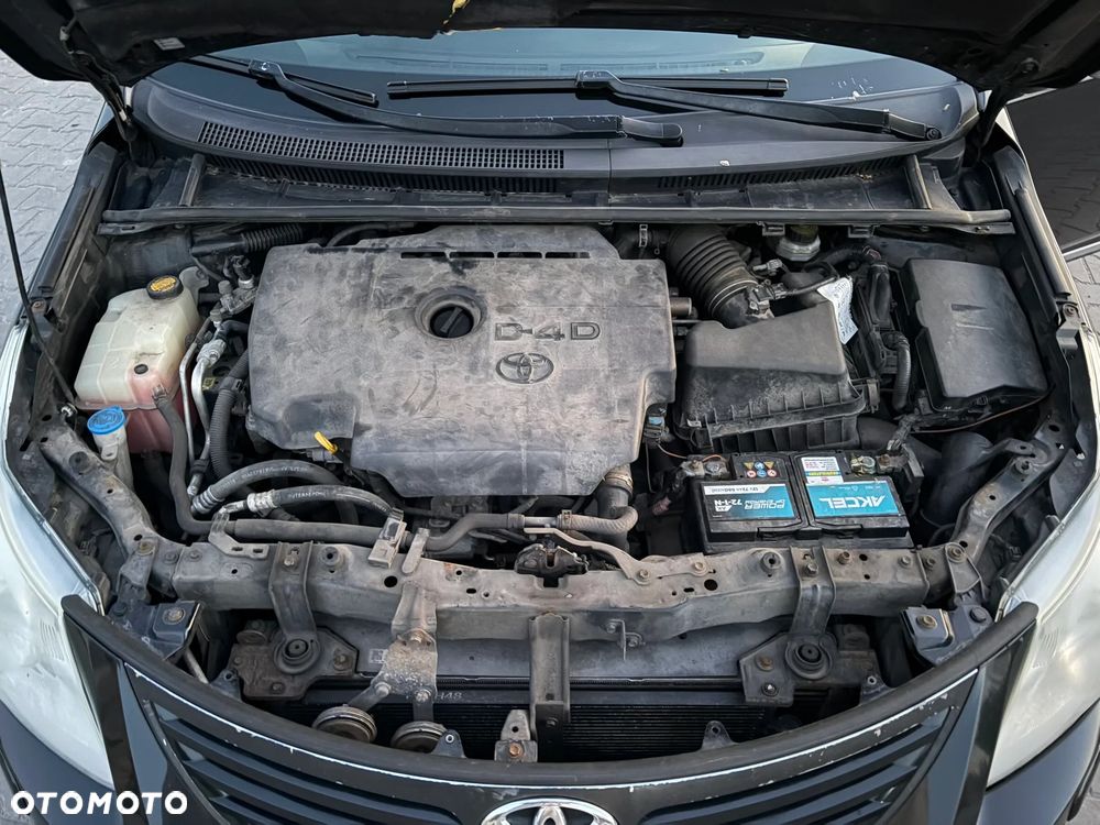 Toyota Avensis 2.0 D-4D Sol - 20