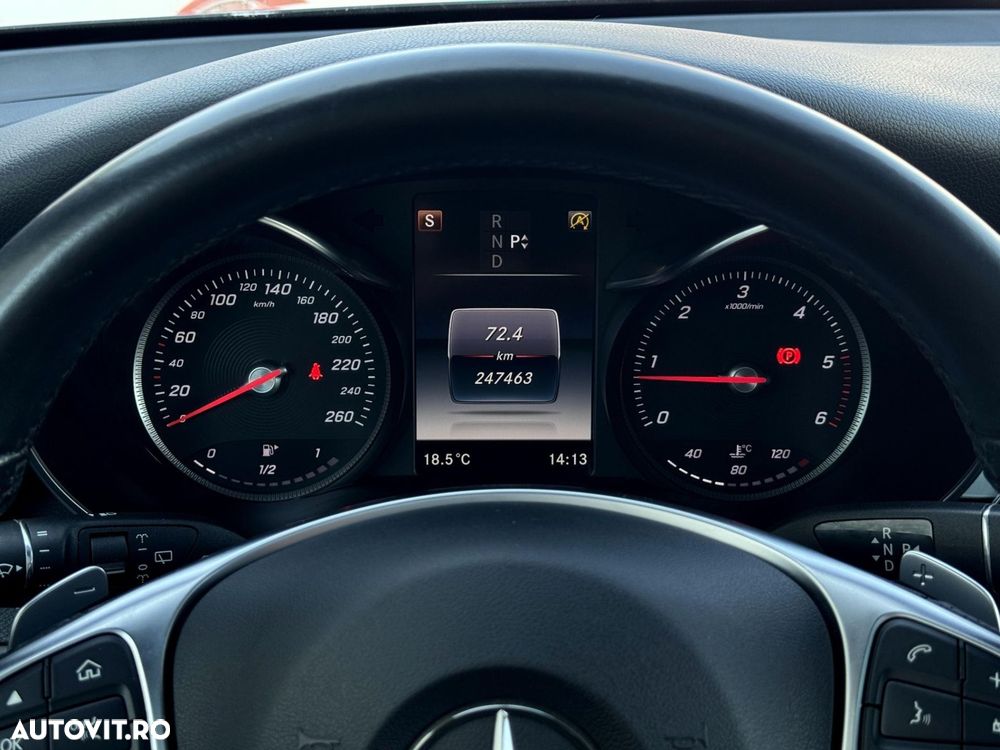 Mercedes-Benz GLC - 21