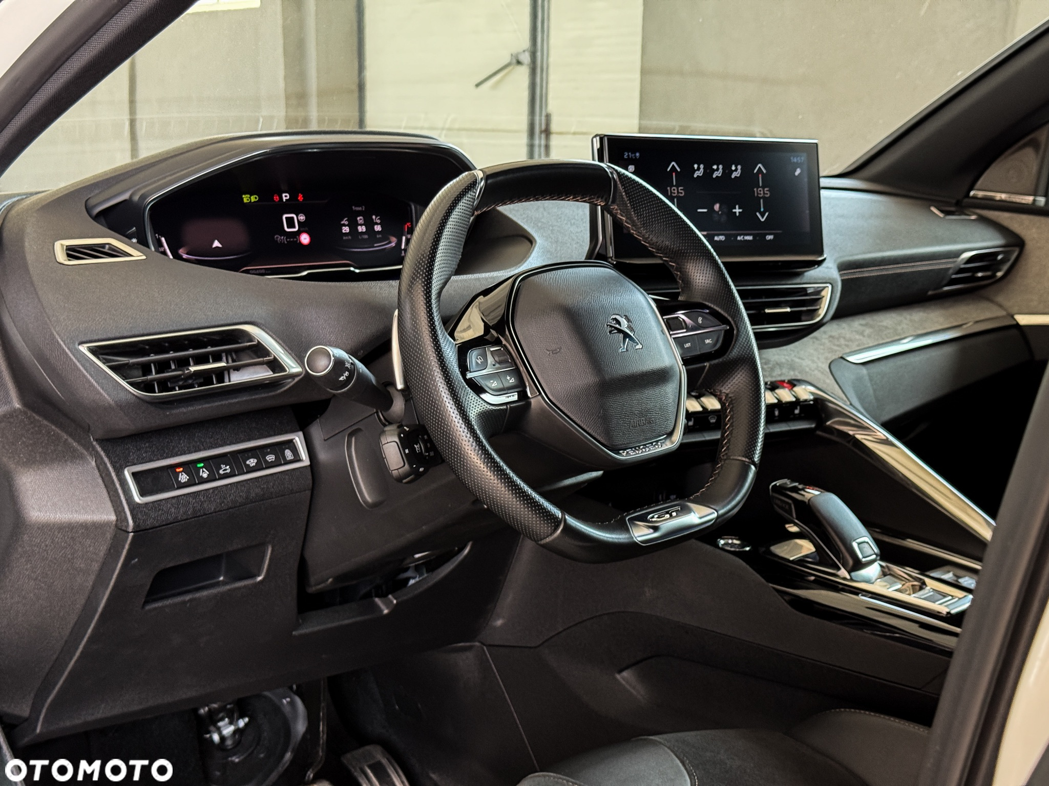 Peugeot 5008 1.6 PureTech GT S&S EAT8 - 11
