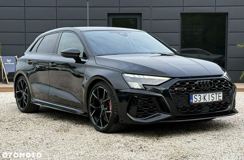 Audi RS3 Sportback - 1