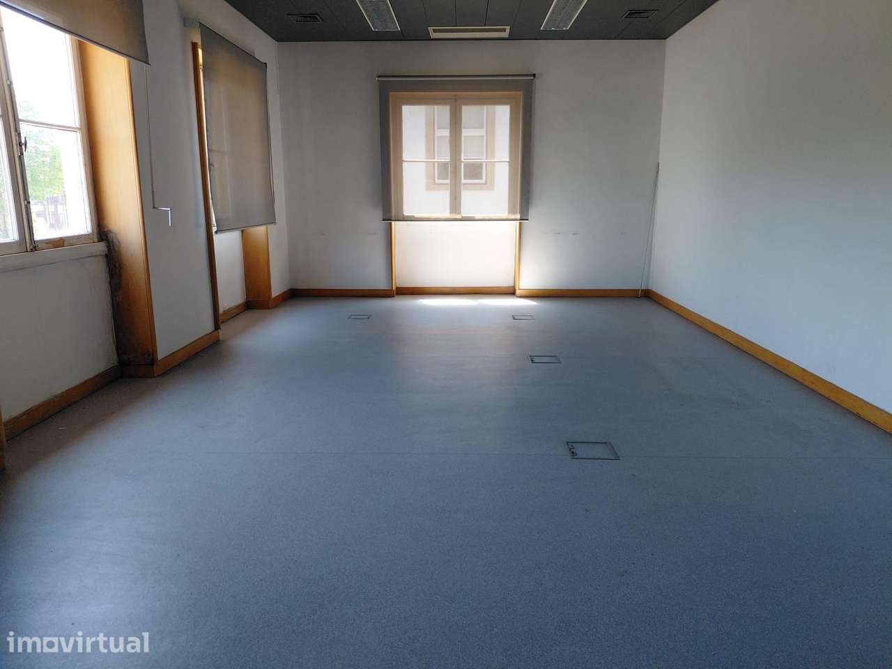 Centro da Póvoa, Imóvel de Banco, Elevado Potencial de Valorização - Grande imagem: 5/27