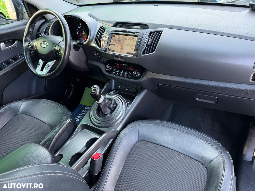 Kia Sportage 2.0 CRDI 4WD Spirit - 6