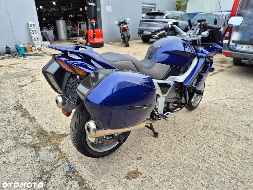 Yamaha FJR - 15