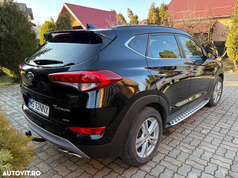 Hyundai Tucson - 11