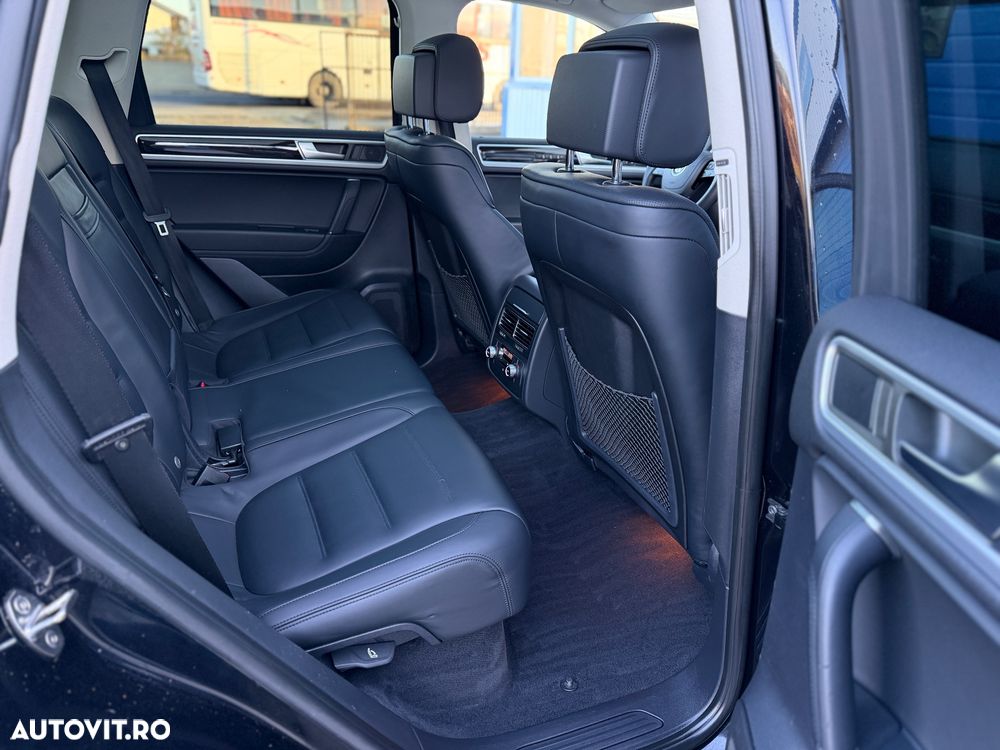 Volkswagen Touareg 3.0 V6 TDI SCR Blue Motion DPF Automatik Terrain Tech Executive Edition - 13