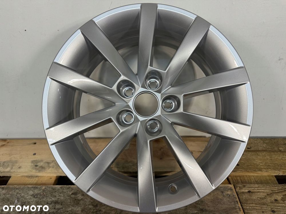 felga aluminiowa skoda scala 657 16" 6.0 657601025b nowka oryginalna