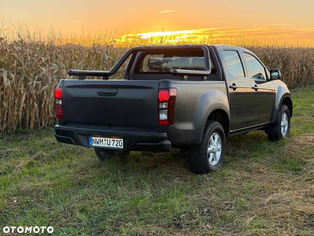 Isuzu D-Max - 18