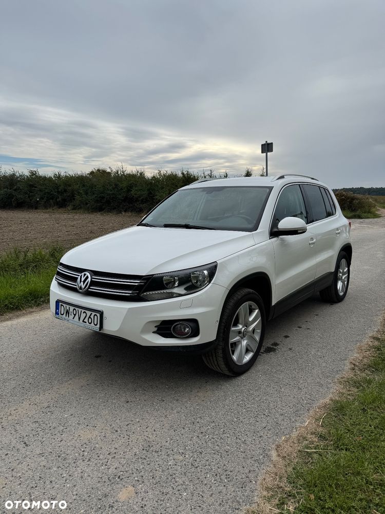 Volkswagen Tiguan - 1