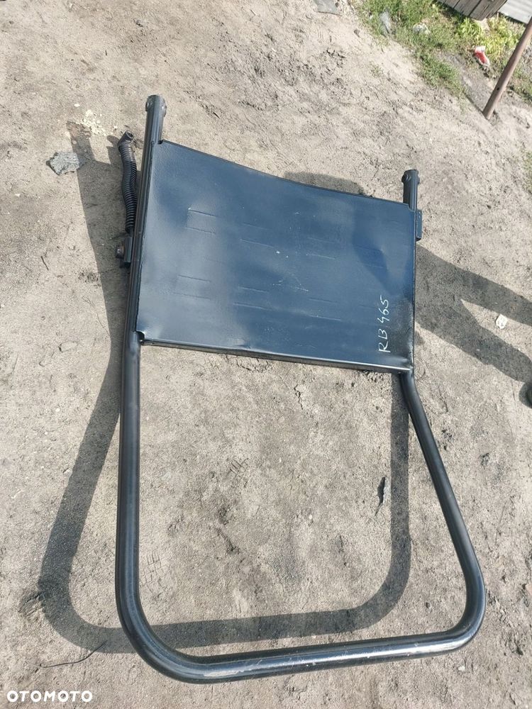 ODRZUTNIK BEL PRASA CASE RB465 2014R