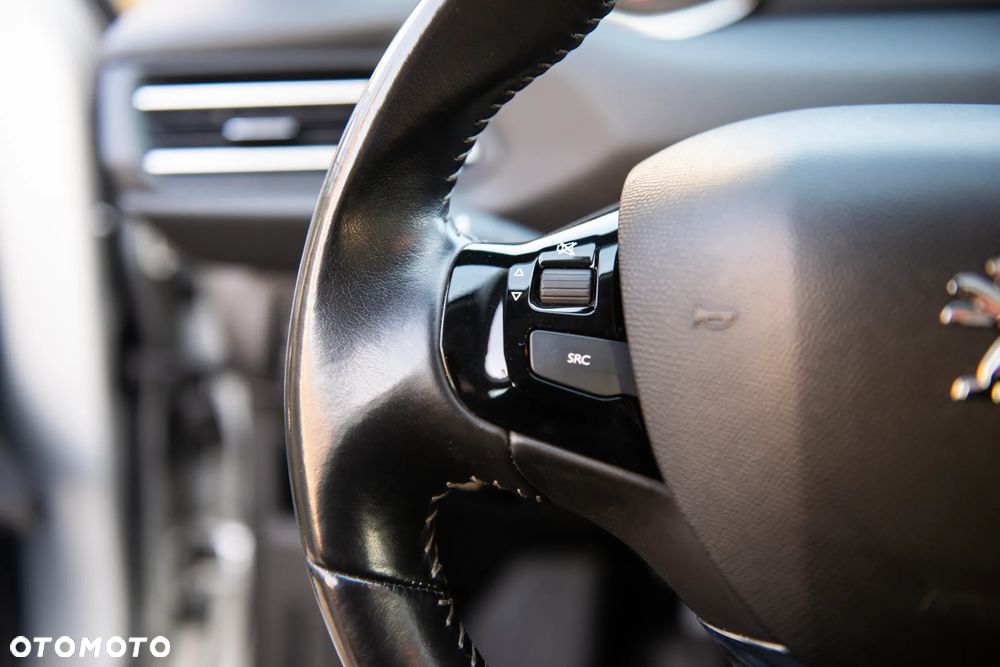 Peugeot 308 1.2 PureTech Access EU6 - 34