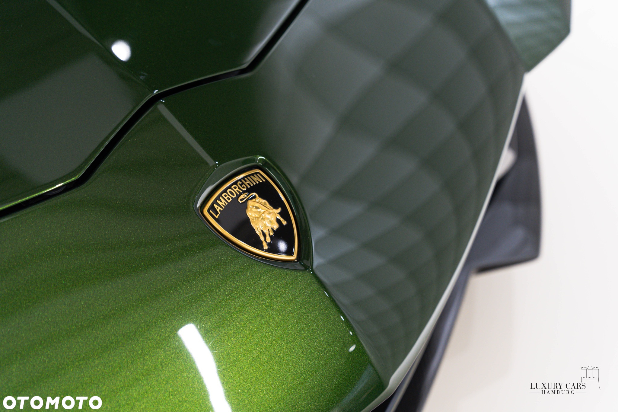 Lamborghini Aventador - 10
