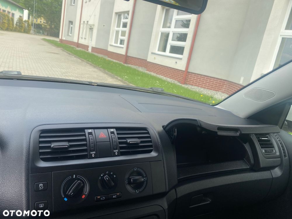 Skoda Fabia 1.2 TSI FAMILY Green tec - 20