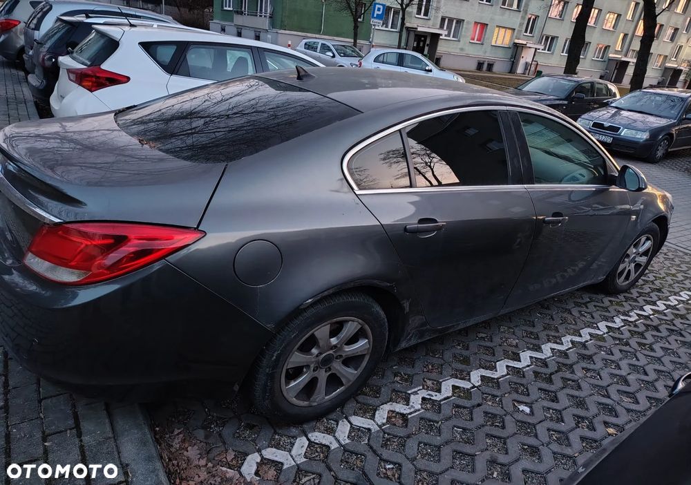 Opel Insignia 1.8 - 4