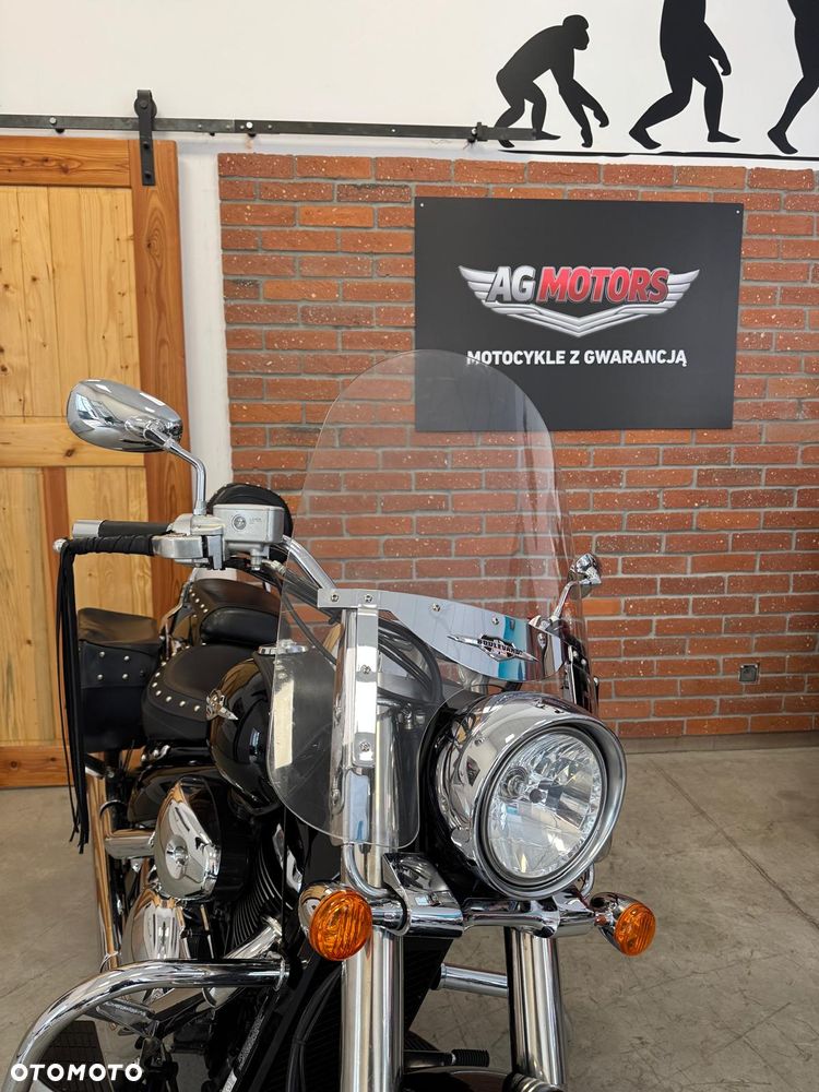 Suzuki VL 800 Volusia - Boulevard C50 - 13